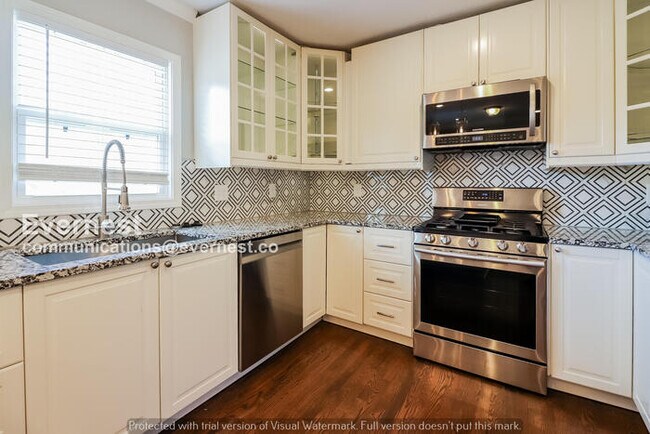 Foto del edificio - 7624 Nall Ave