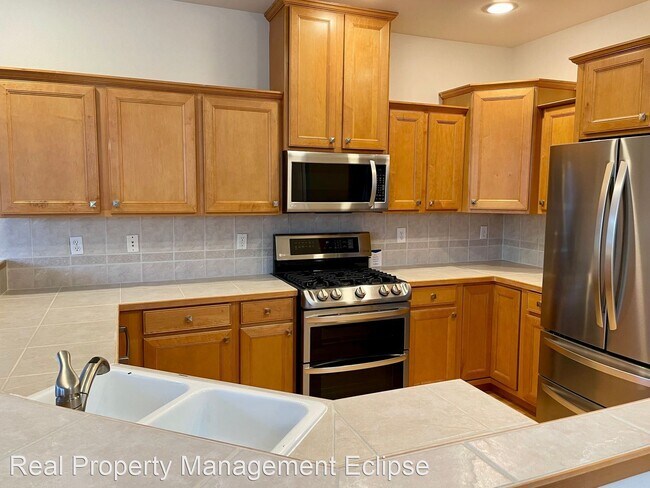 Foto del edificio - 3 br, 2.5 bath House - 15405 35th Ave. W U...