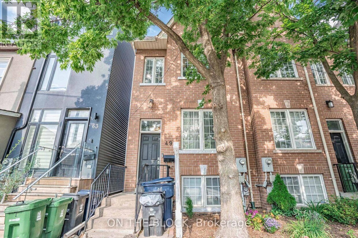 Photo principale - 49 Leslie St