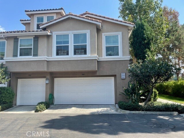 Building Photo - 3901 Orangewood
