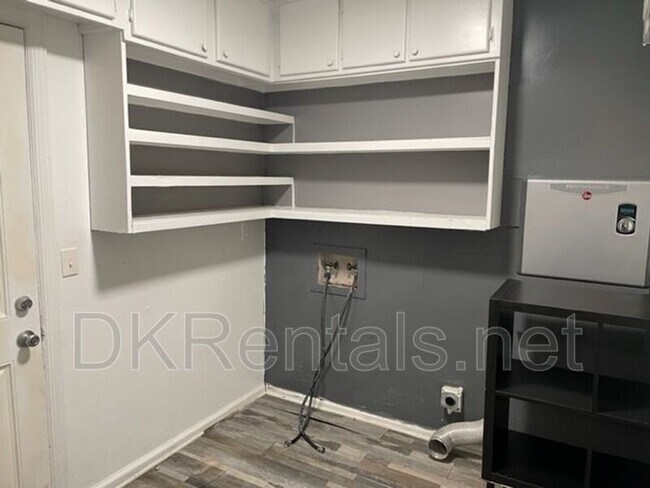 Foto del edificio - 5889 N Fulton Cir NW