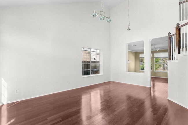 Building Photo - 4642 Hibiscus Valley Dr