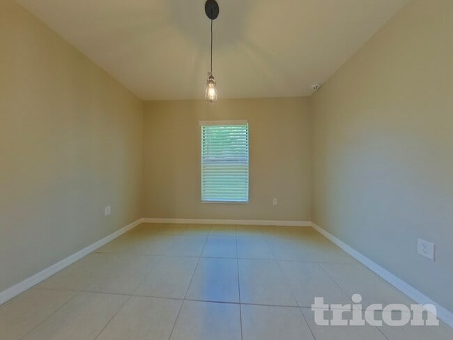 Foto del edificio - 2786 Flynn St