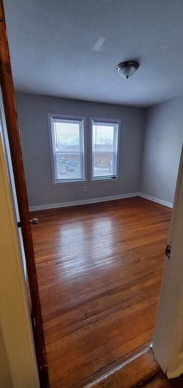 Foto del edificio - 130 Talbot Ave