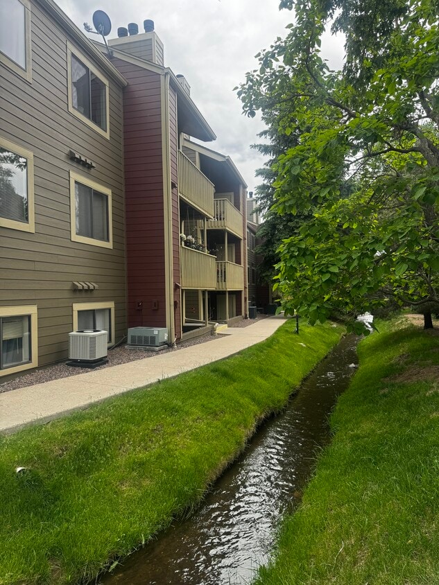 10872 W Evans Ave Unit 2F, Lakewood, CO 80227 Condo for Rent in Lakewood, CO