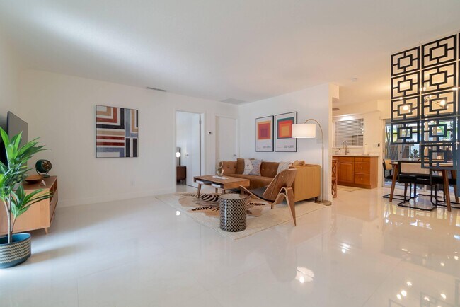 Foto del edificio - 1006-1016 16th Ave N