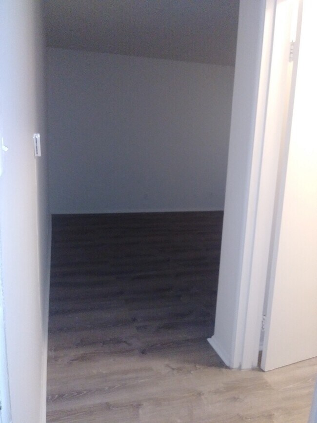 Foto del edificio - Century West Apartments (1525 Sawtelle Blvd)