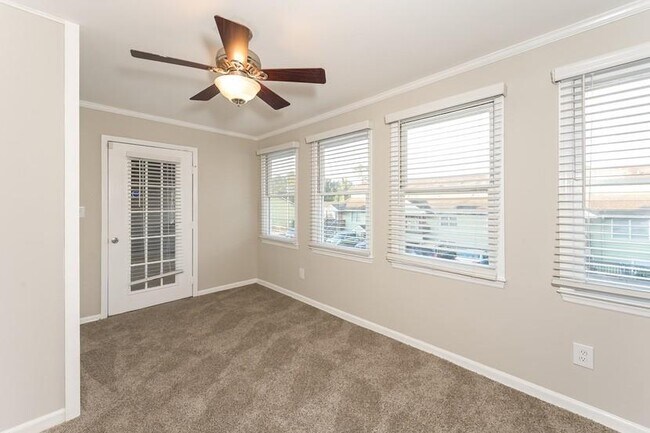 Foto del edificio - 2505 W Broad St