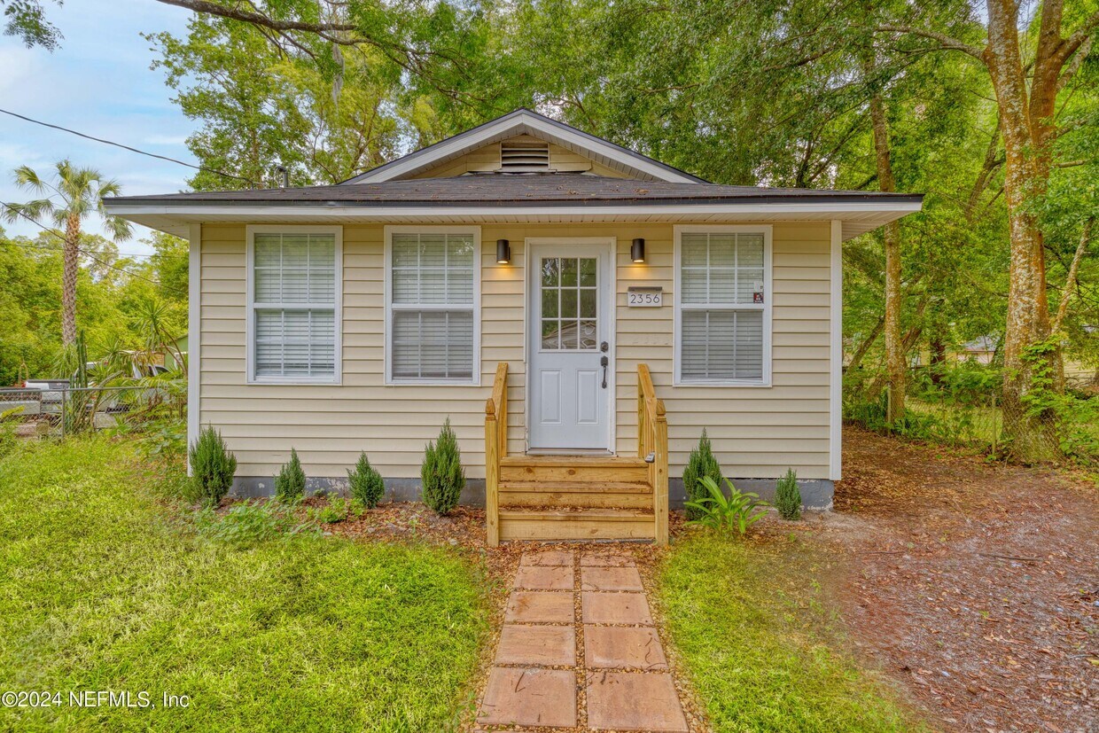 Primary Photo - 2356 3rd Ave