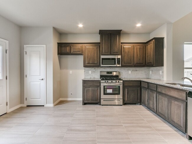 Foto del edificio - Luxurious 2-story, 4 bedroom, 2.5 Bathroom