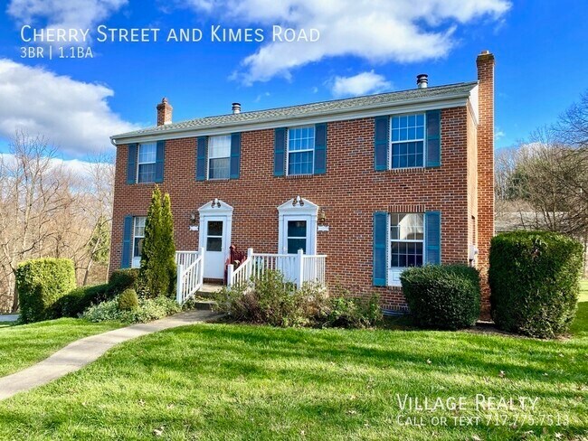 Building Photo - 3-bed Duplex in D-town School District! La...
