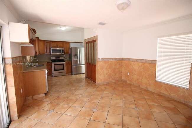 Photo - Northwest 57th Court, Hialeah, FL 33015 - ... House