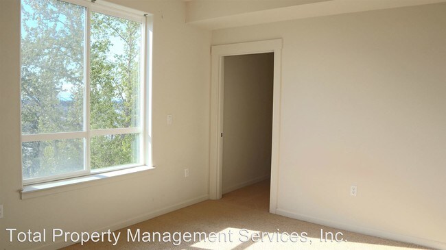 Building Photo - 2 br, 2 bath House - 2505 S. 41st St