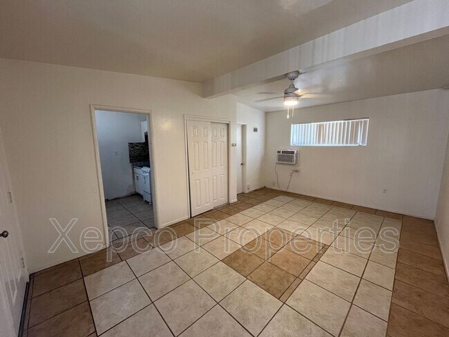 Building Photo - 13336 Ave Hermosa