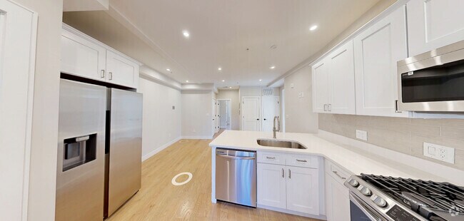 Building Photo - 165 Allston St