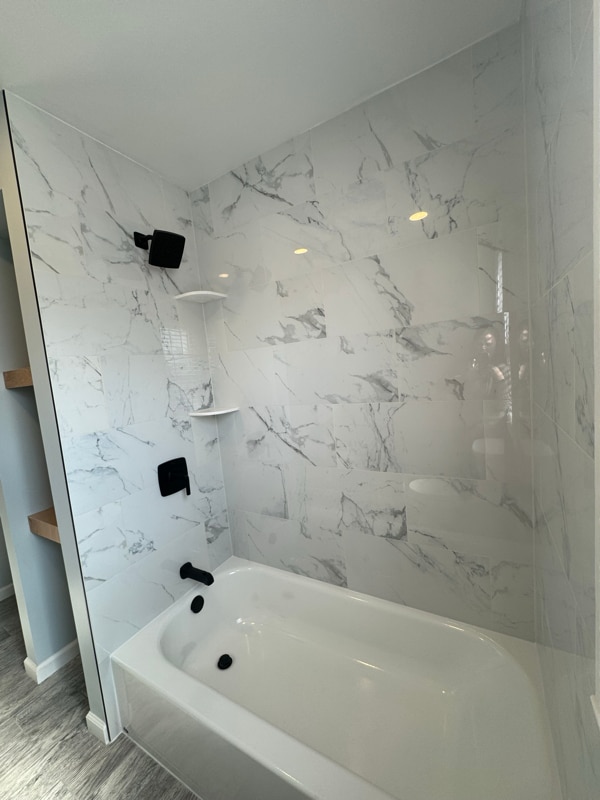 Building Photo - 393 W Milton Ave