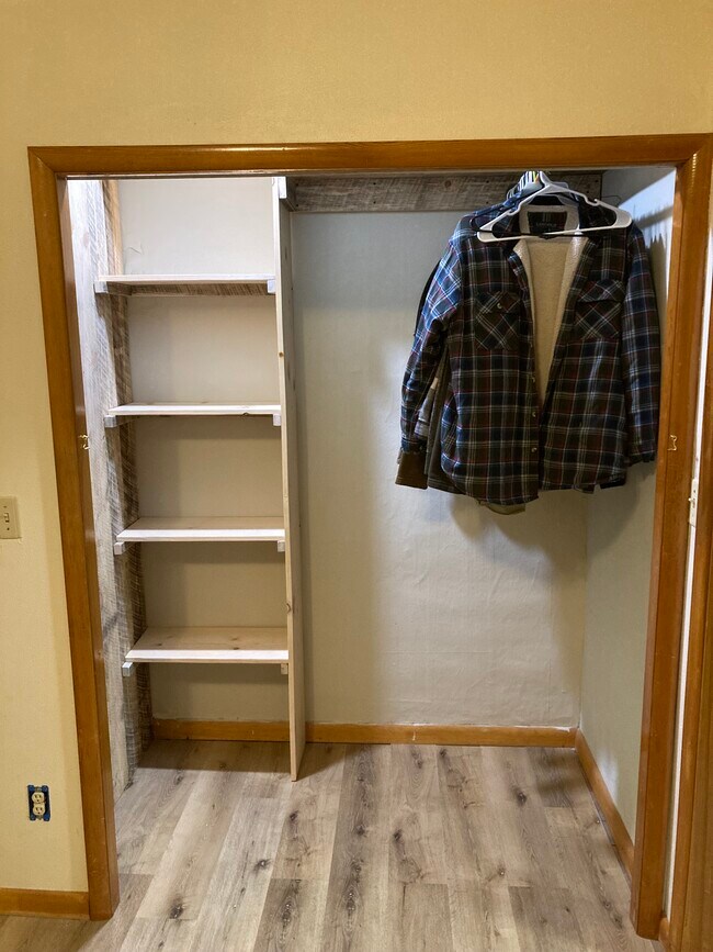 Foto del edificio - 413 2nd St SW