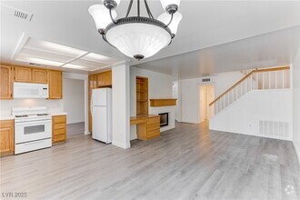 Building Photo - 313 Tuscany Ct