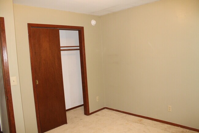 Bedroom 1 - 408 Cottage Ave