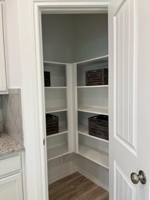 Foto del edificio - 21402 Adela Pt