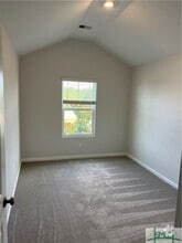 Building Photo - 40 Hidden Pointe Dr