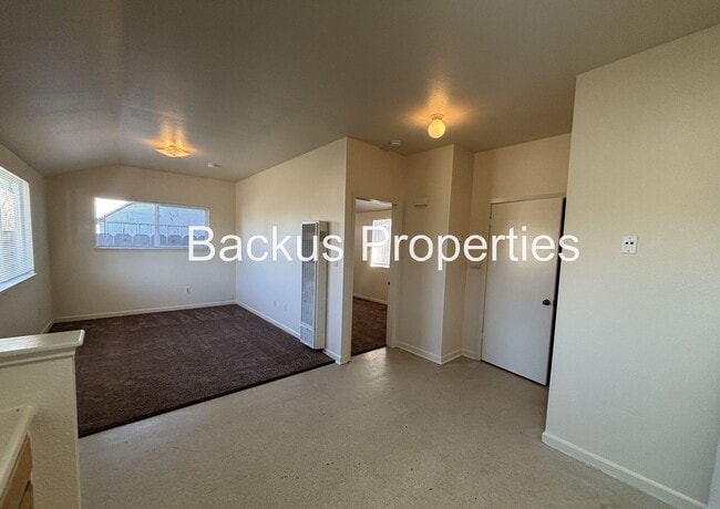 Foto del edificio - 325 Kings St