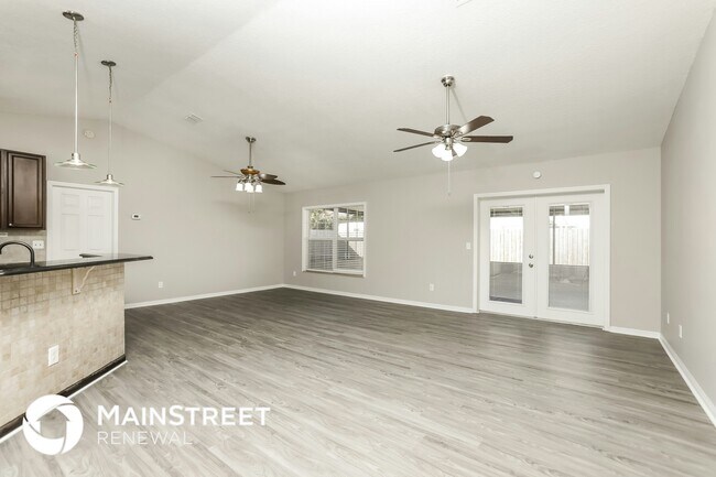 Building Photo - 9888 Balmoral Cir