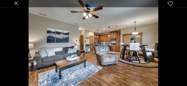 ¡Sala de estar - 2409 Westmoreland Rd