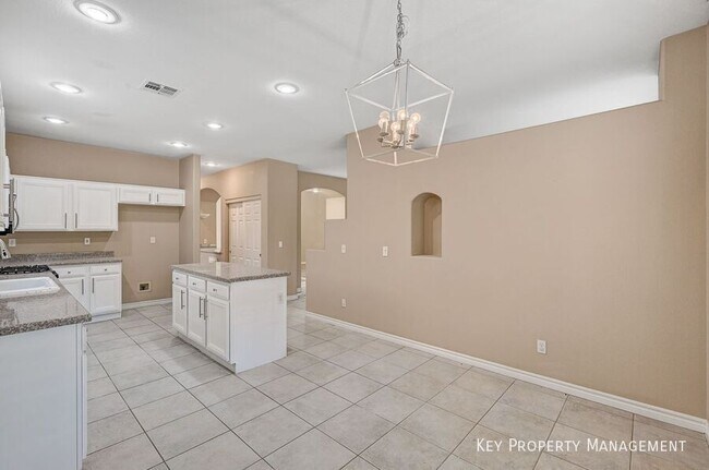 Foto del edificio - 1332 Dream Valley St