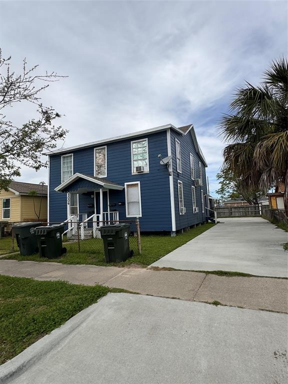 5006 Avenue M Unit 1, Galveston, TX 77551 Room for Rent in Galveston