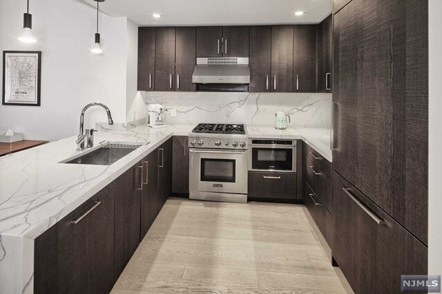 Foto del edificio - 1400 Hudson St