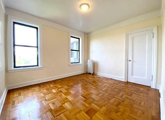 Foto principal - 2 bedroom in BRONX NY 10463