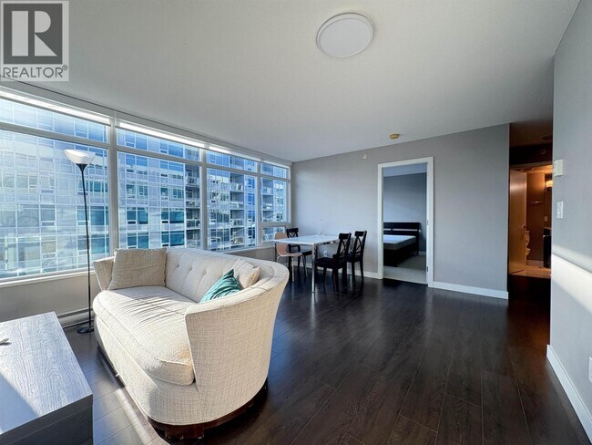 Photo du bâtiment - 6188 No. 3 Road