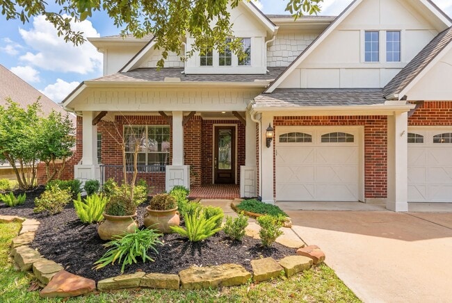 Building Photo - 414 Woodpecker Forest Ln