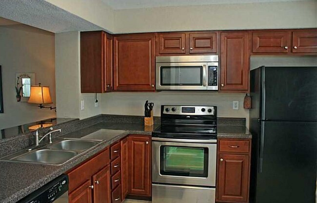 Foto del edificio - 1374 Battleford Dr