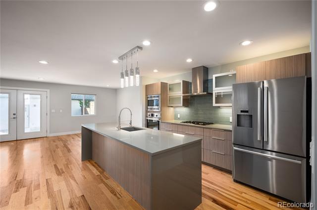 Foto del edificio - 3839 Stuart St