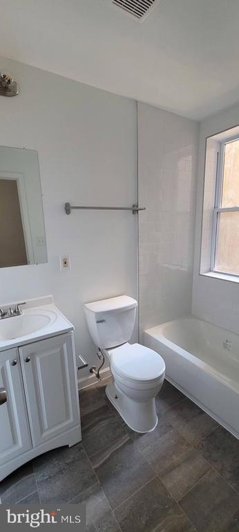 Foto del edificio - 1321 E Biddle St