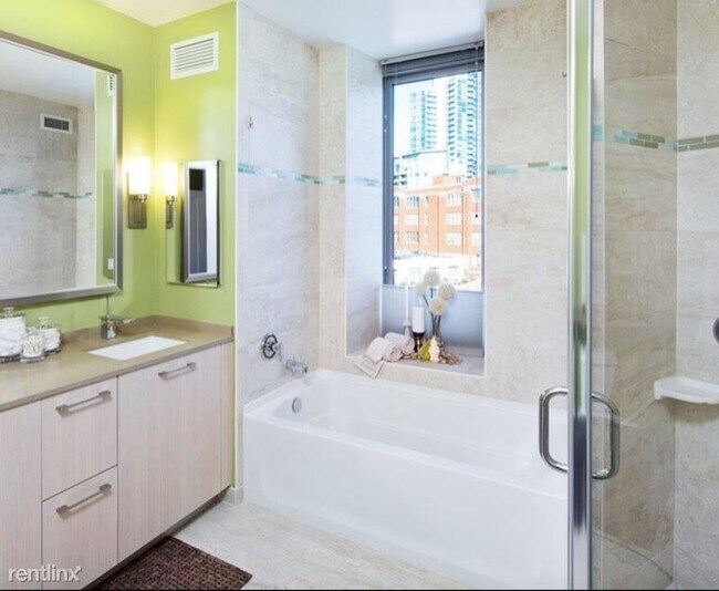 Foto del edificio - Studio, 1 bath Apartment - 356 W Hubbard St