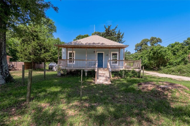 Building Photo - 3210 Elks Dr
