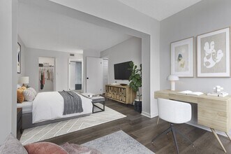 Interior Photo - Circle Sunrise