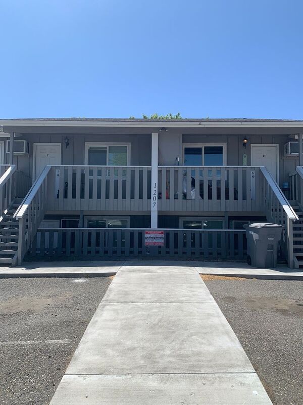 Primary Photo - 1207 W 13th Ave