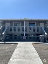 Building Photo - 1207 W 13th Ave