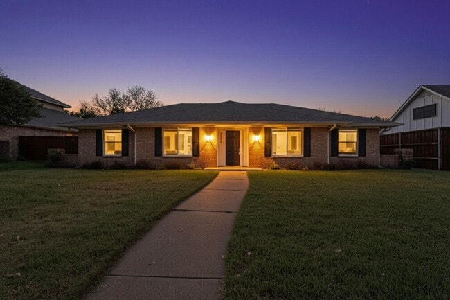 Photo - 2720 Glen Forest Ln- House