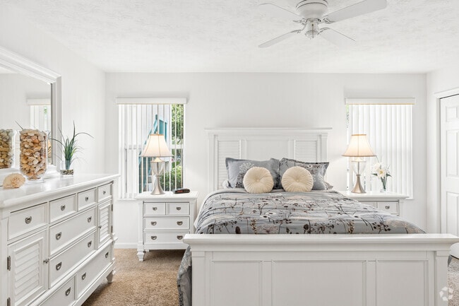 1BR, 1BA - 946SF - Bedroom - St. Lucie Oaks