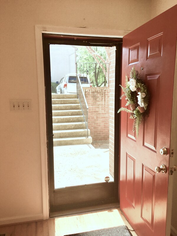 Foto del edificio - 1824 Bronzegate Blvd