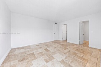 Building Photo - 3642 NE 171 St