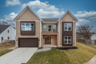 Building Photo - 2211 Farougi Ct