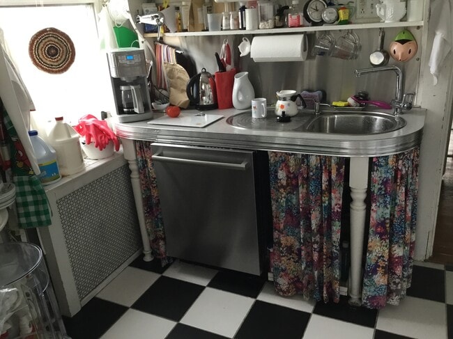 Building Photo - 78 Brington Rd