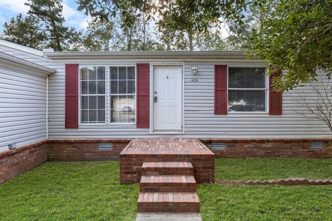 Building Photo - 16290 Wild Oak Ln
