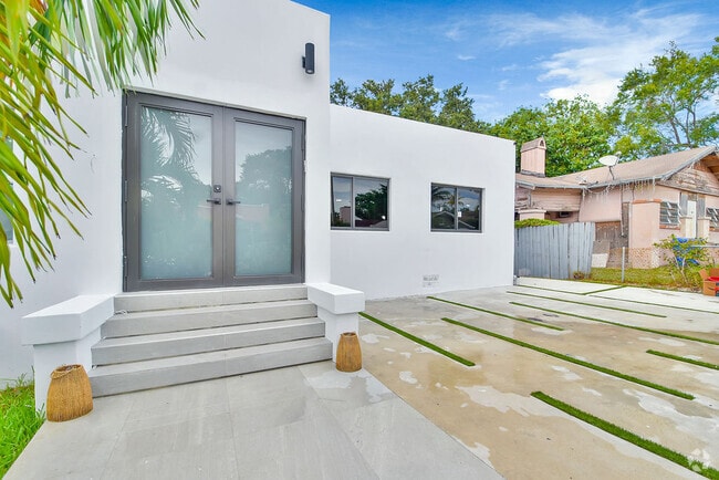 Building Photo - 85 NW 47th St